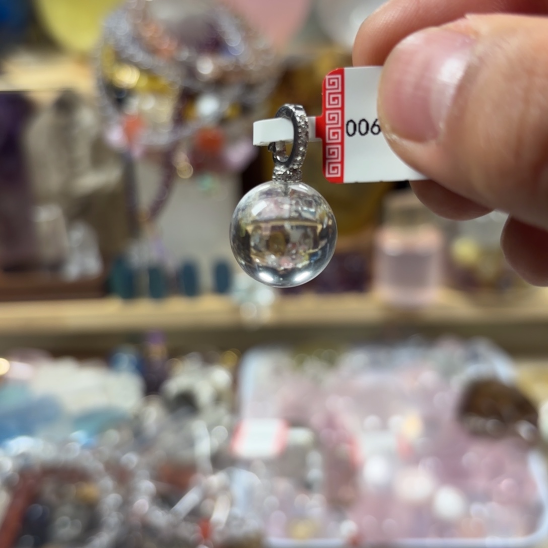 水晶未镶嵌颈饰白水晶灯泡珠