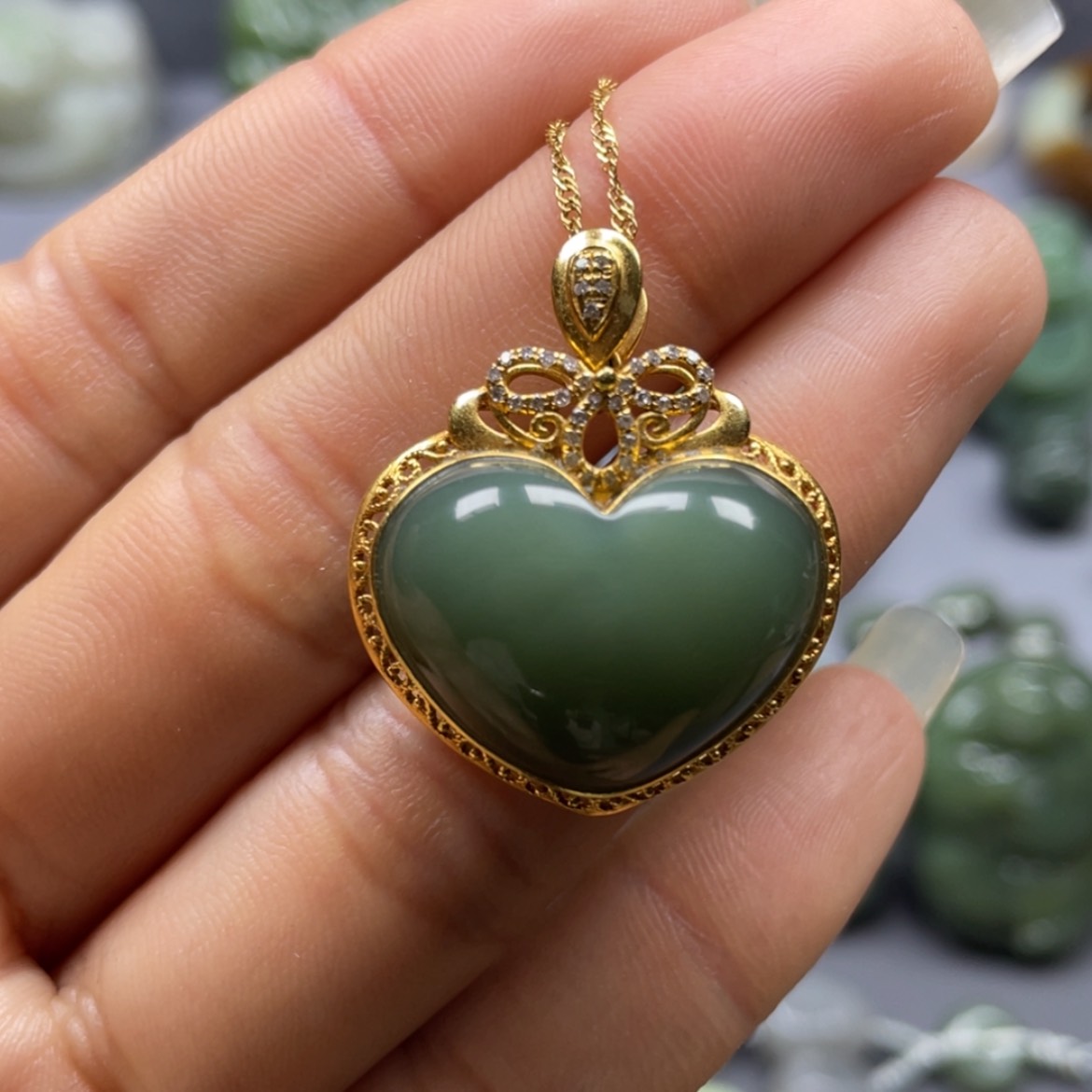 【闪购商品】和田玉吊坠18K金镶嵌