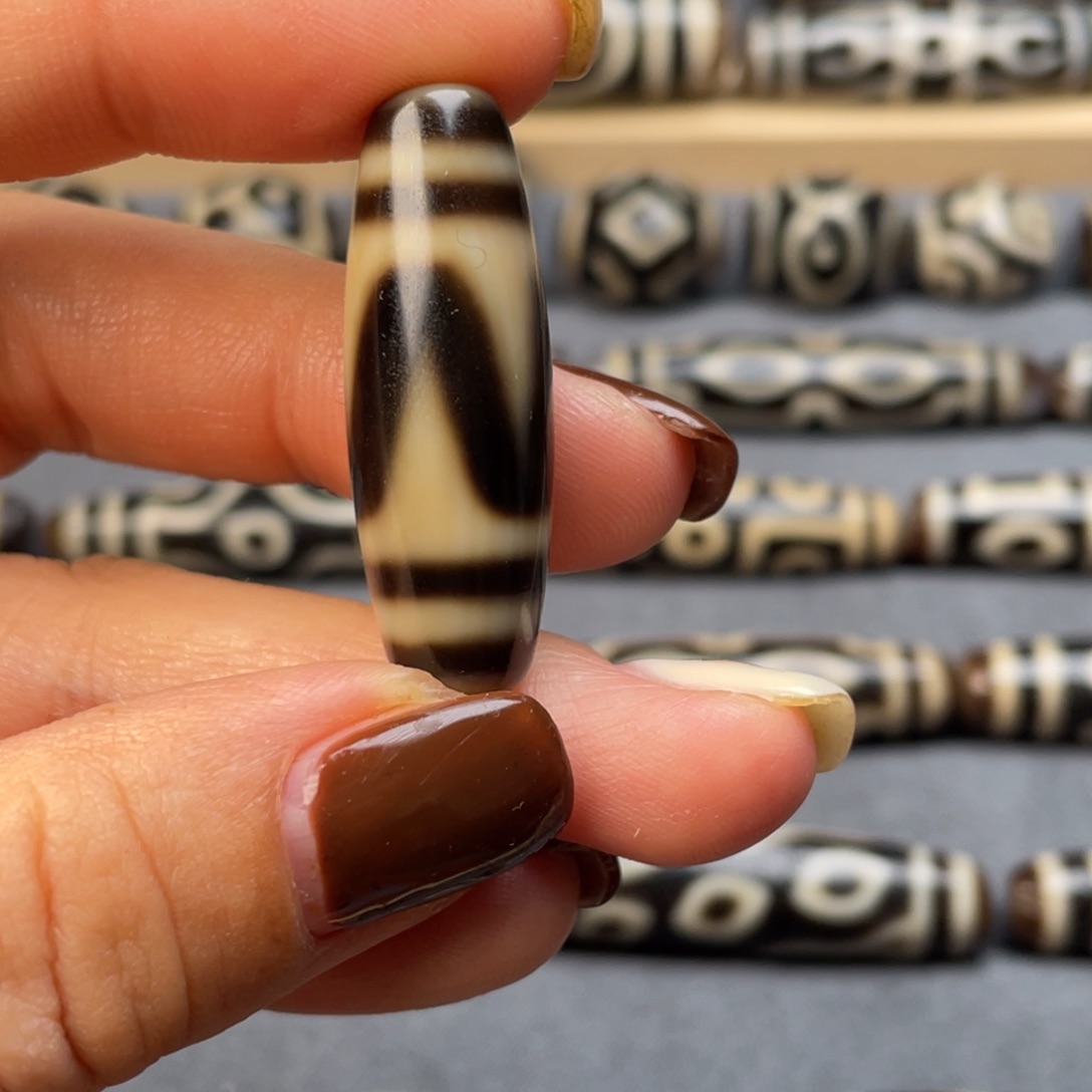 玛瑙/玉髓项链未镶嵌看**尘