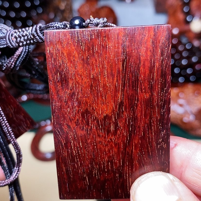 【闪购商品】檀香紫檀（小叶紫檀）