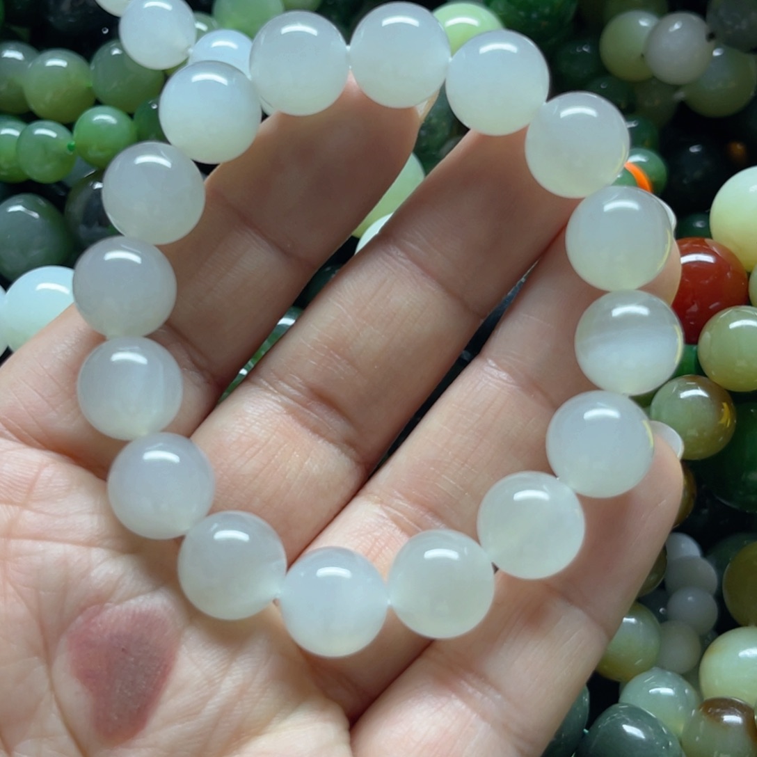 和田玉手链未镶嵌