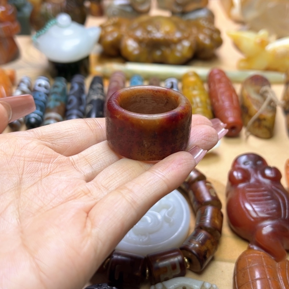 【闪购商品】蛇纹石玉颈饰未镶嵌