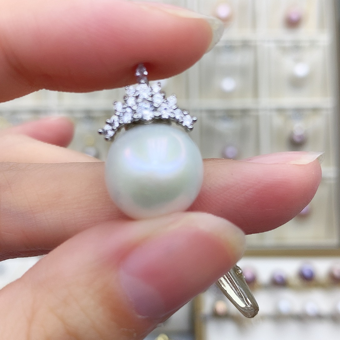 淡水珍珠吊坠(赠链)合金