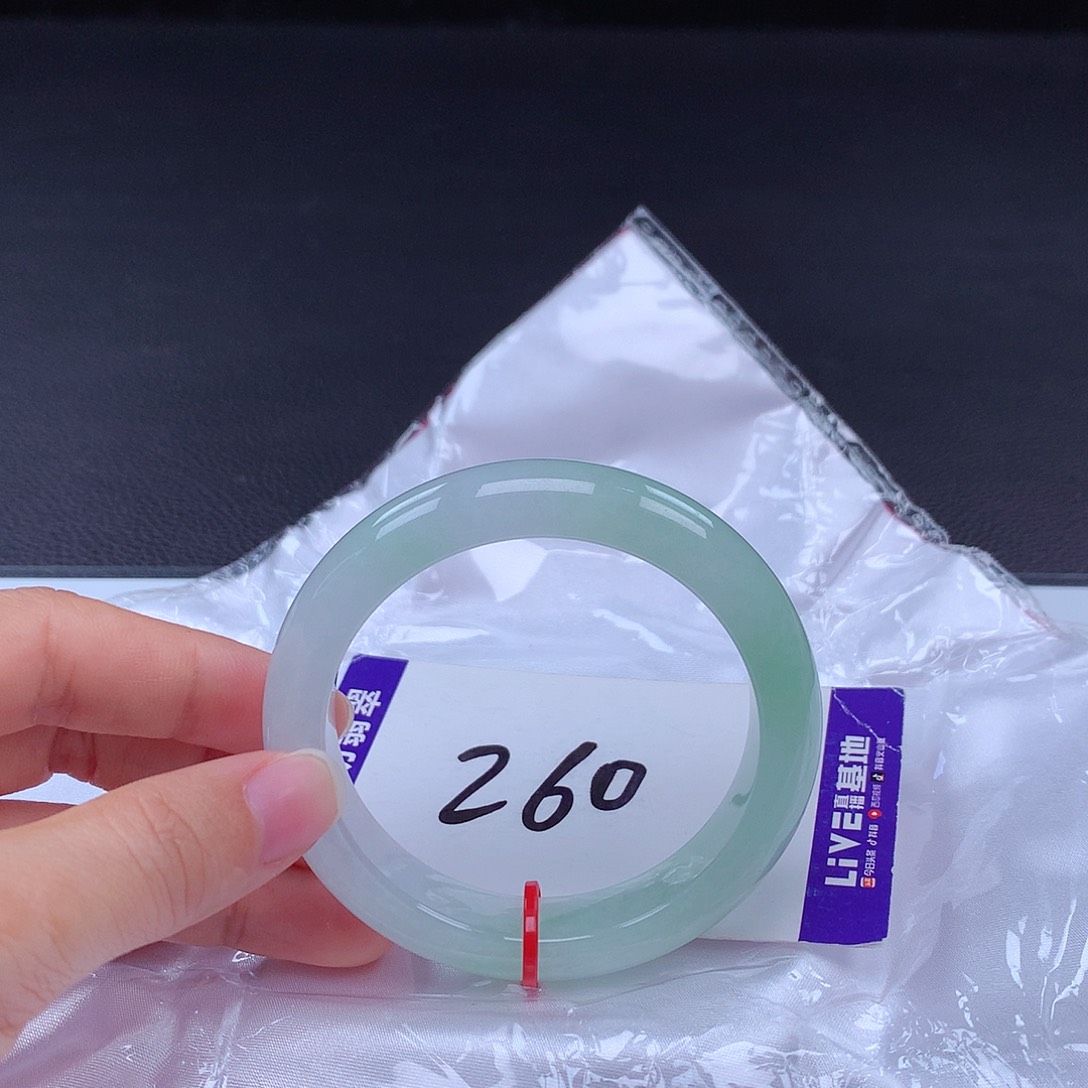 翡翠手镯未镶嵌手镯001474