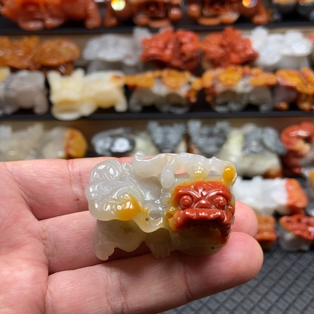 石英质玉（黄龙玉）挂件未镶嵌