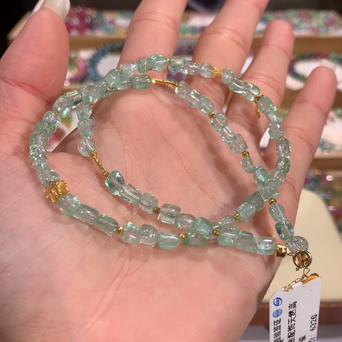 碧玺多样性发货一件未镶嵌