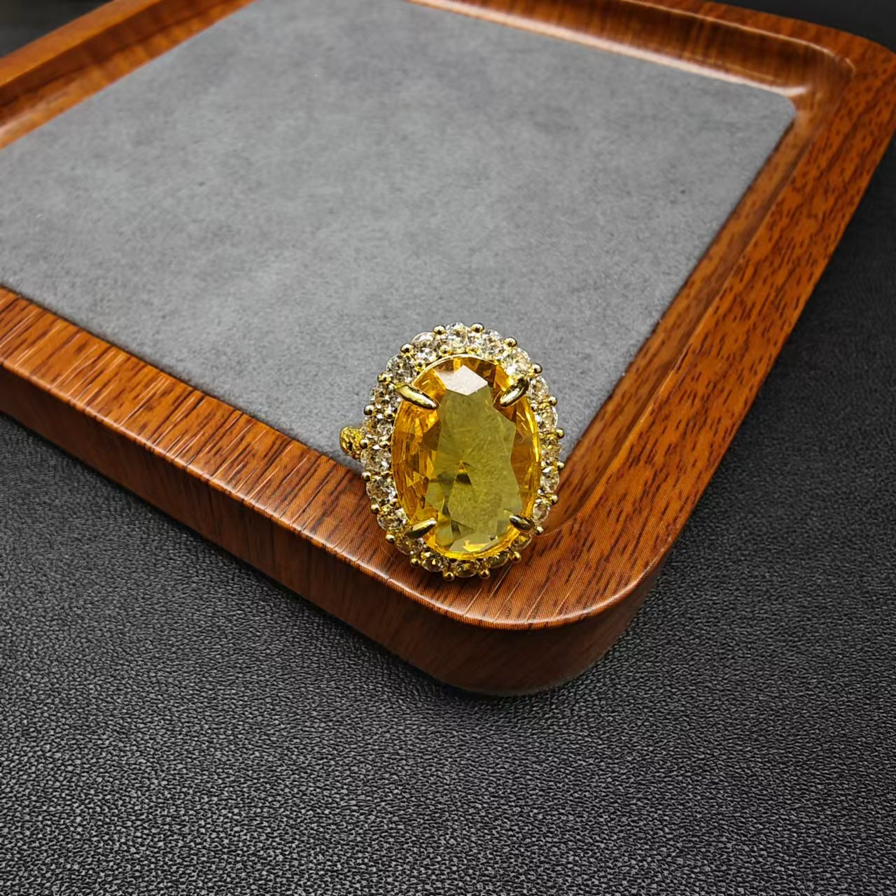  XJ岚霏甄选》戒指JZ0001时尚大气