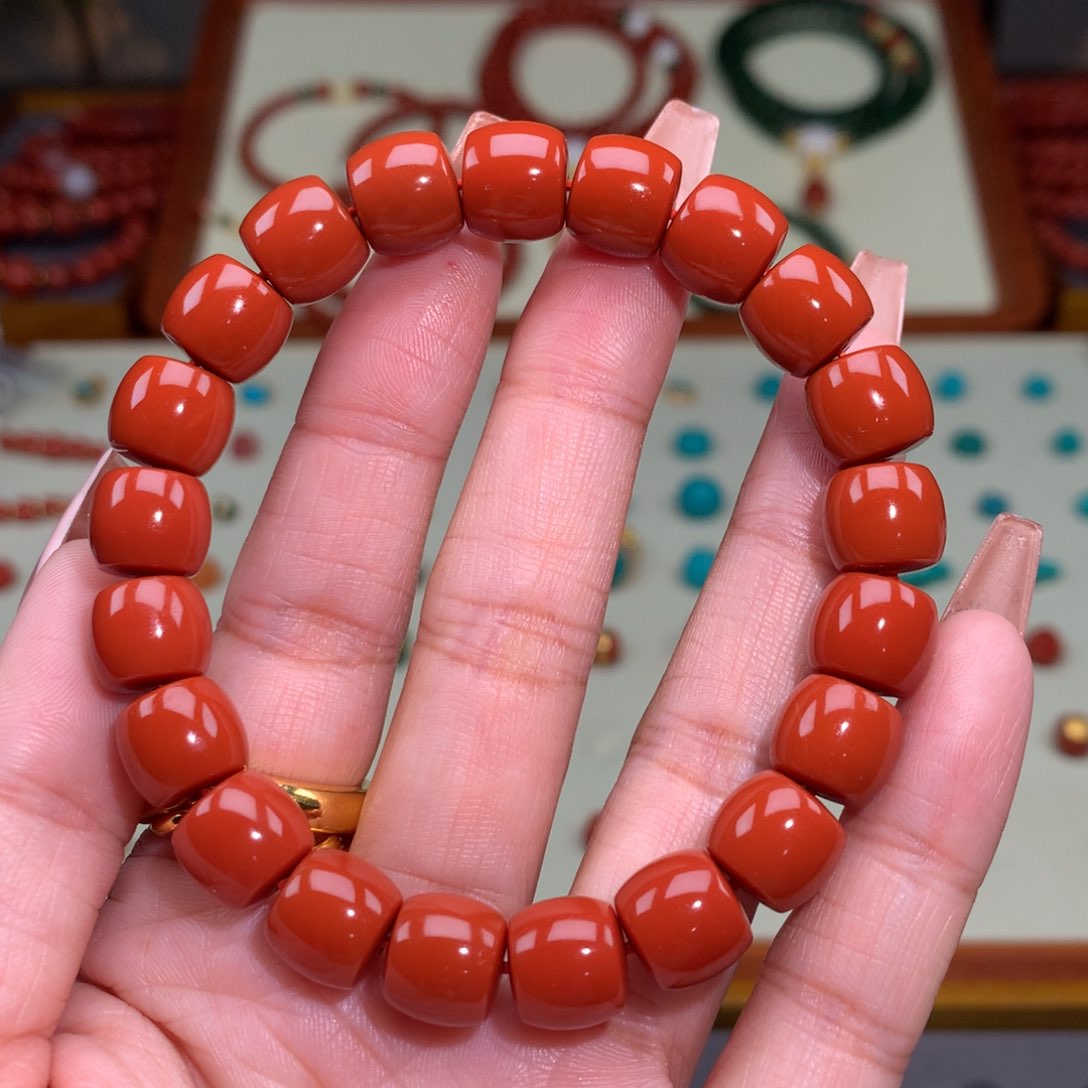 南红玛瑙颈饰未镶嵌