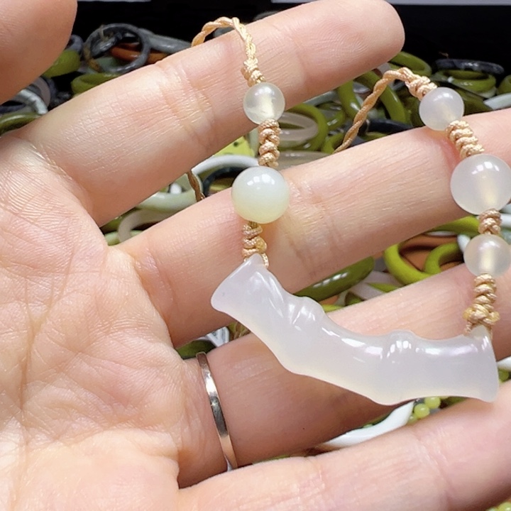 未镶嵌蛇纹石玉手镯