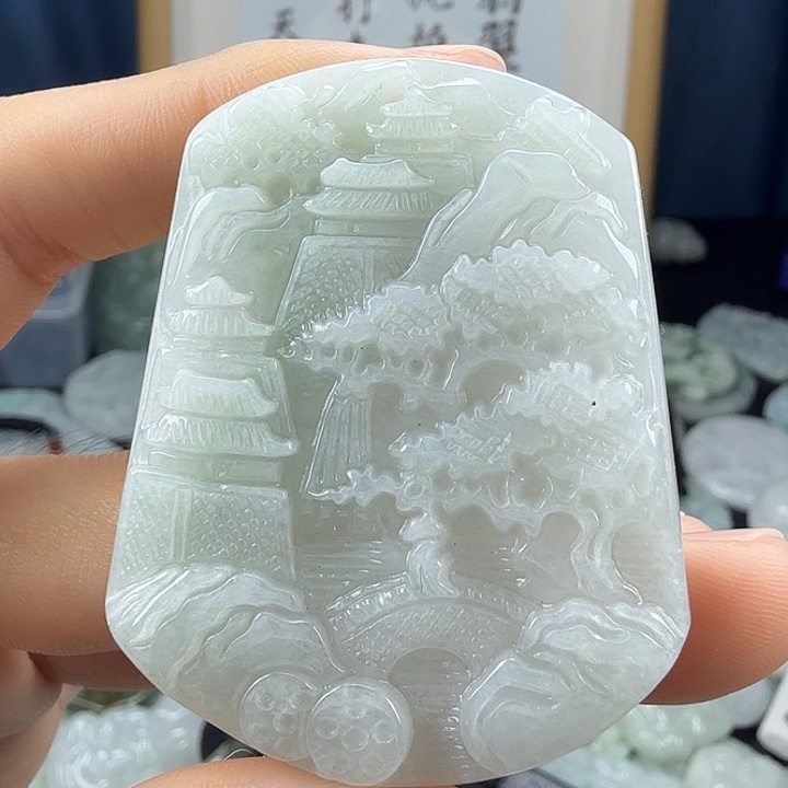 翡翠未镶嵌颈饰翡翠