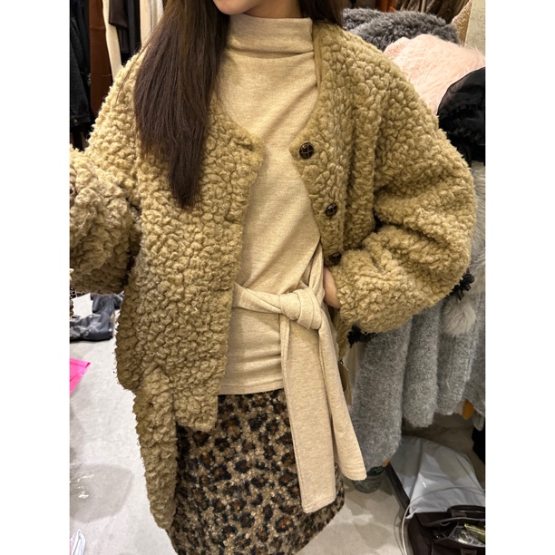 小蛮腰！半高领软糯绑带无袖背心（2MS901861#）爱唯依