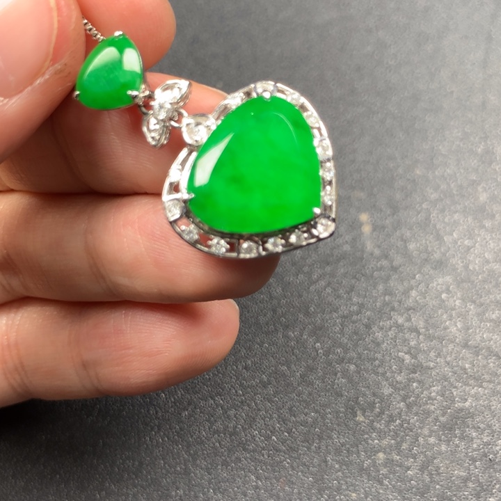 翡翠吊坠(不含链)18K金镶嵌惊喜