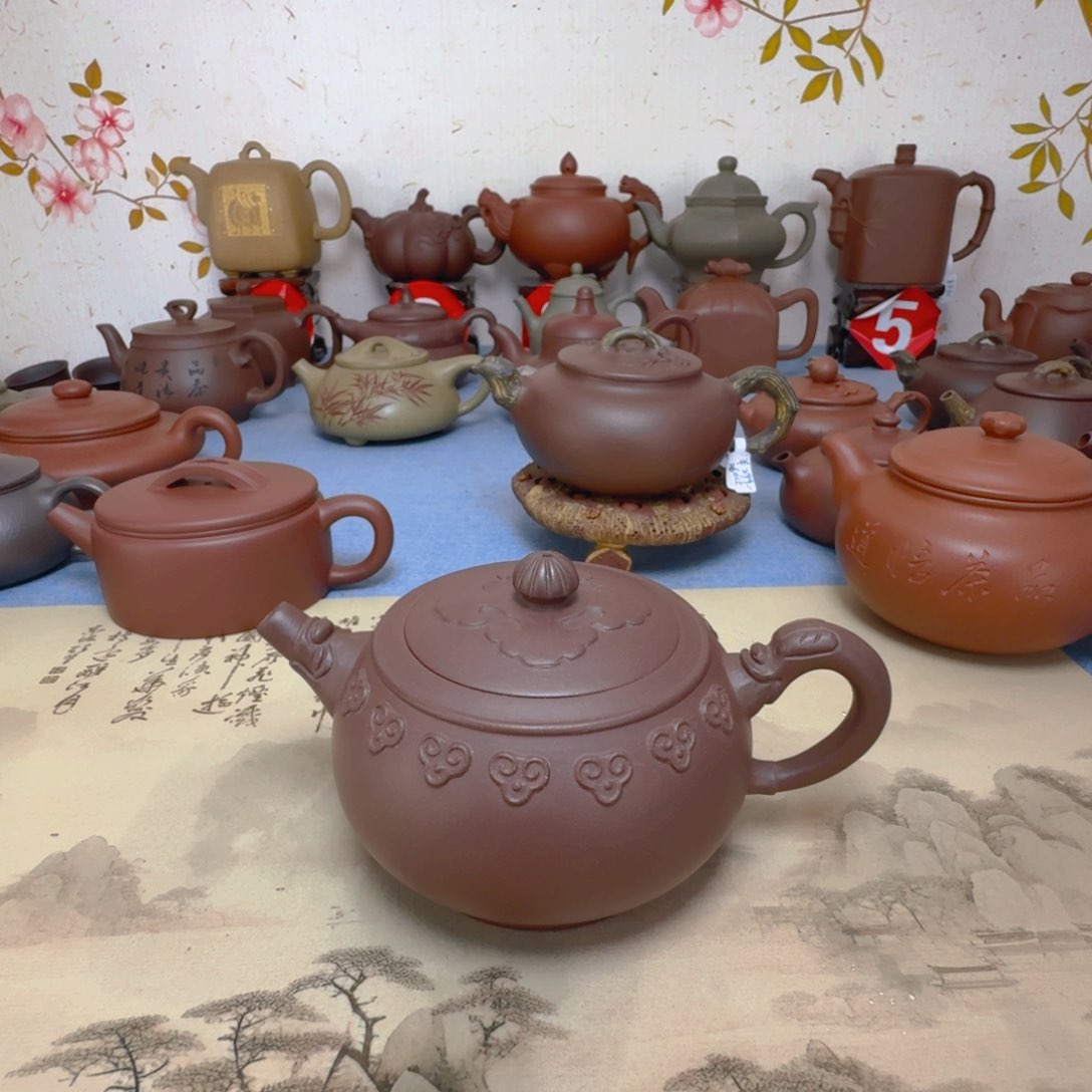 宜兴紫砂…………………………………