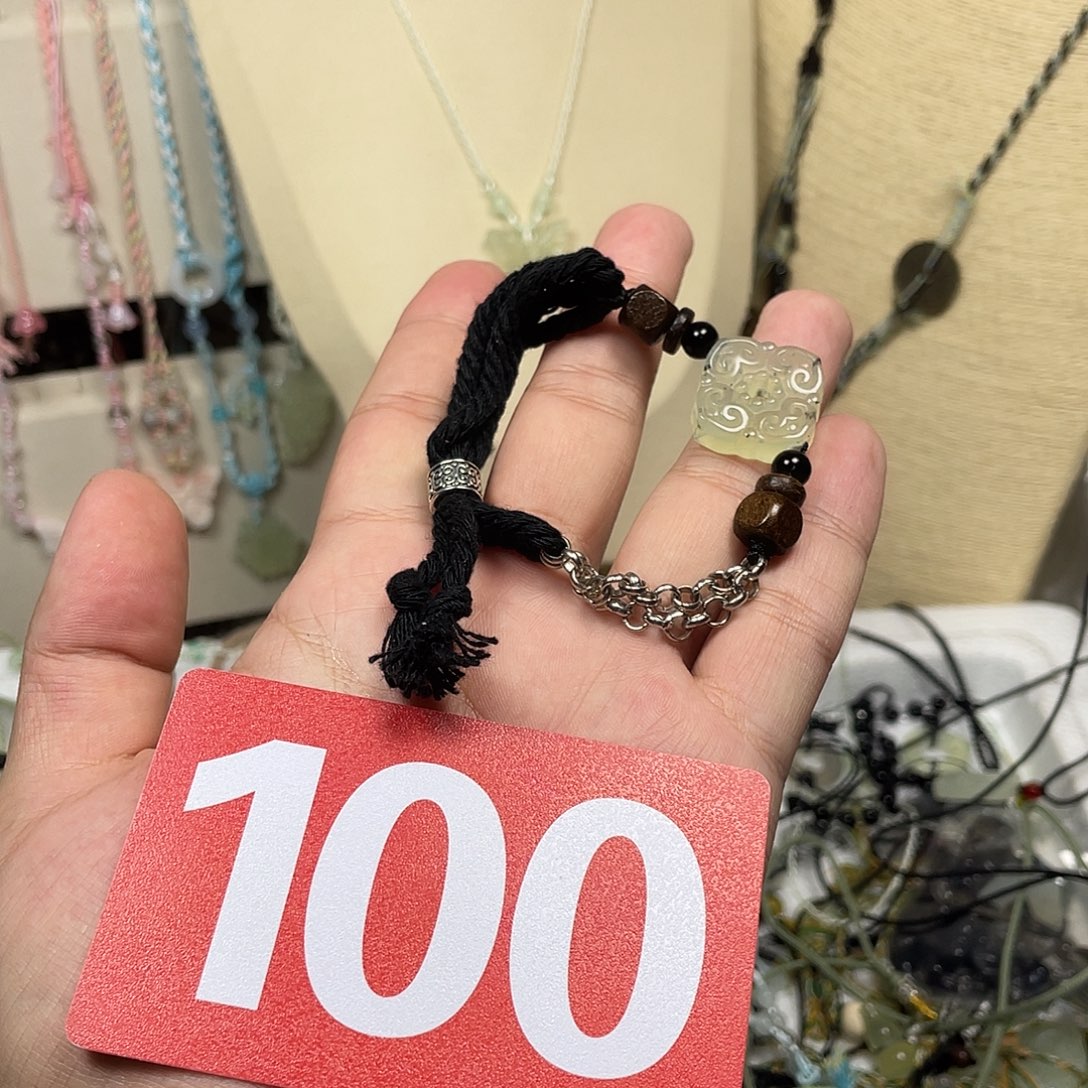 蛇纹石玉合金颈饰