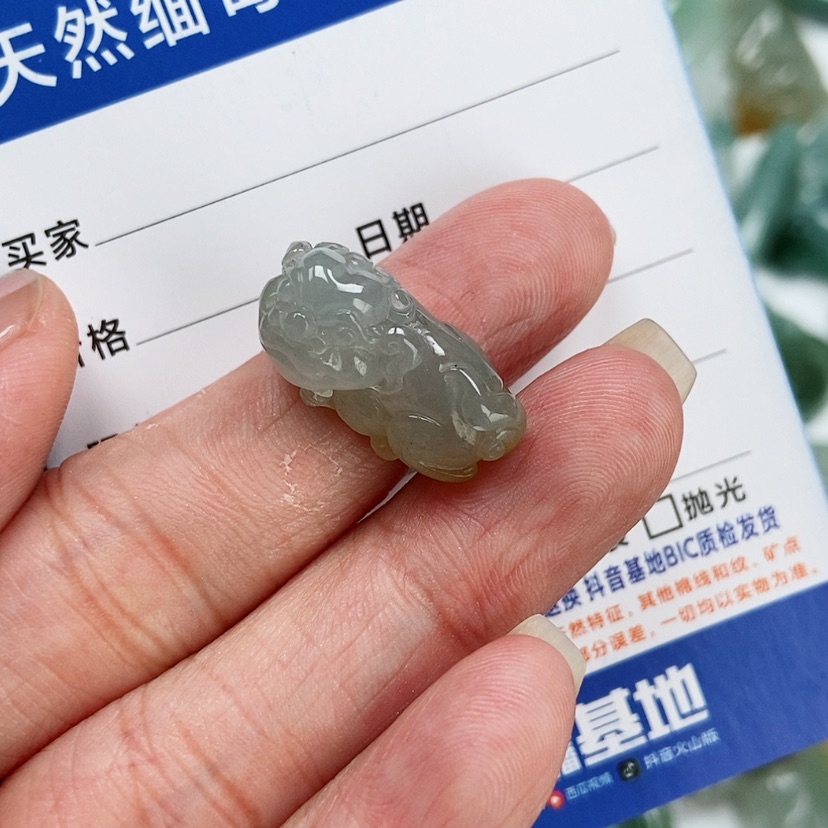 【闪购商品】翡翠颈饰未镶嵌勇**行貔貅