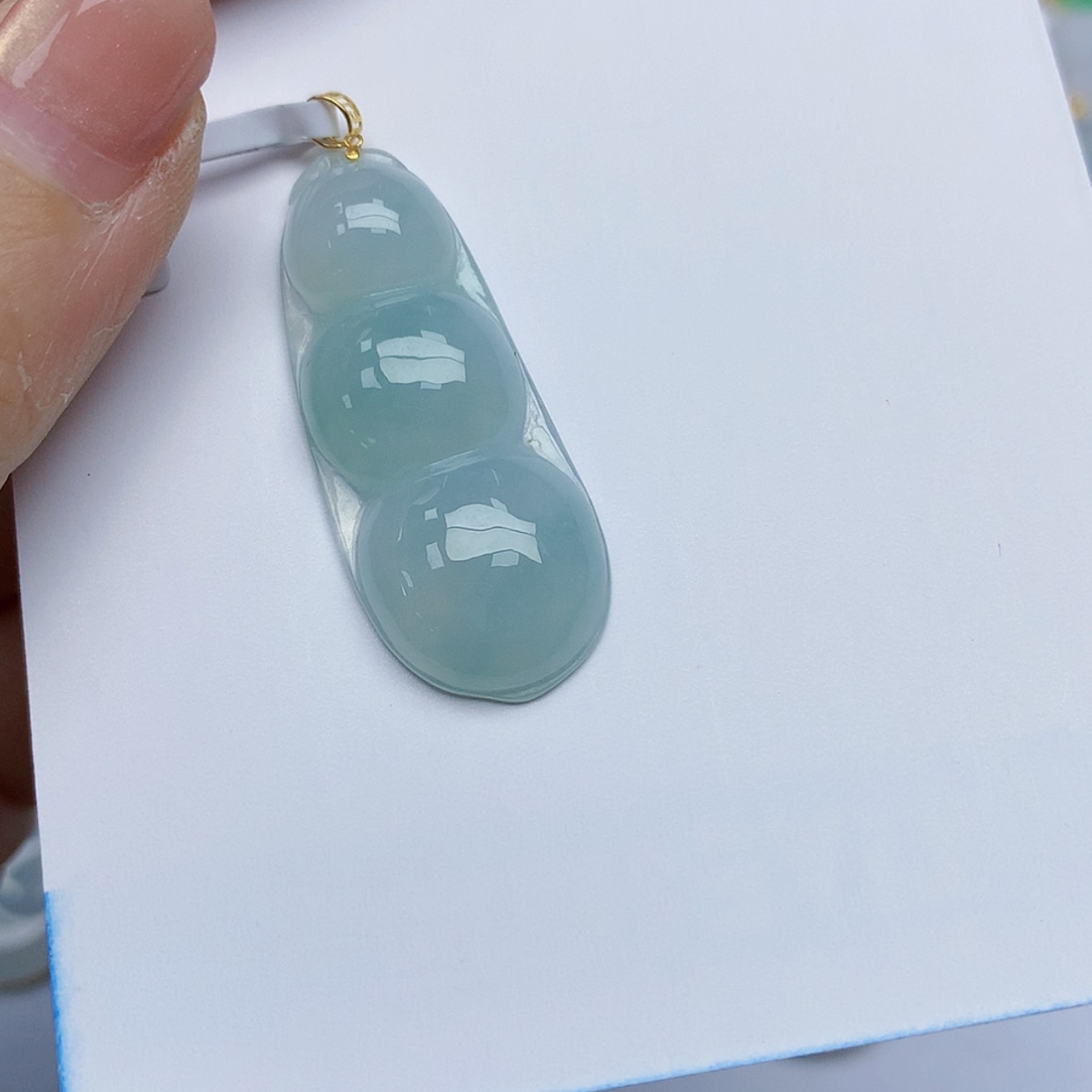 【闪购商品】翡翠颈饰18K金镶嵌豆子