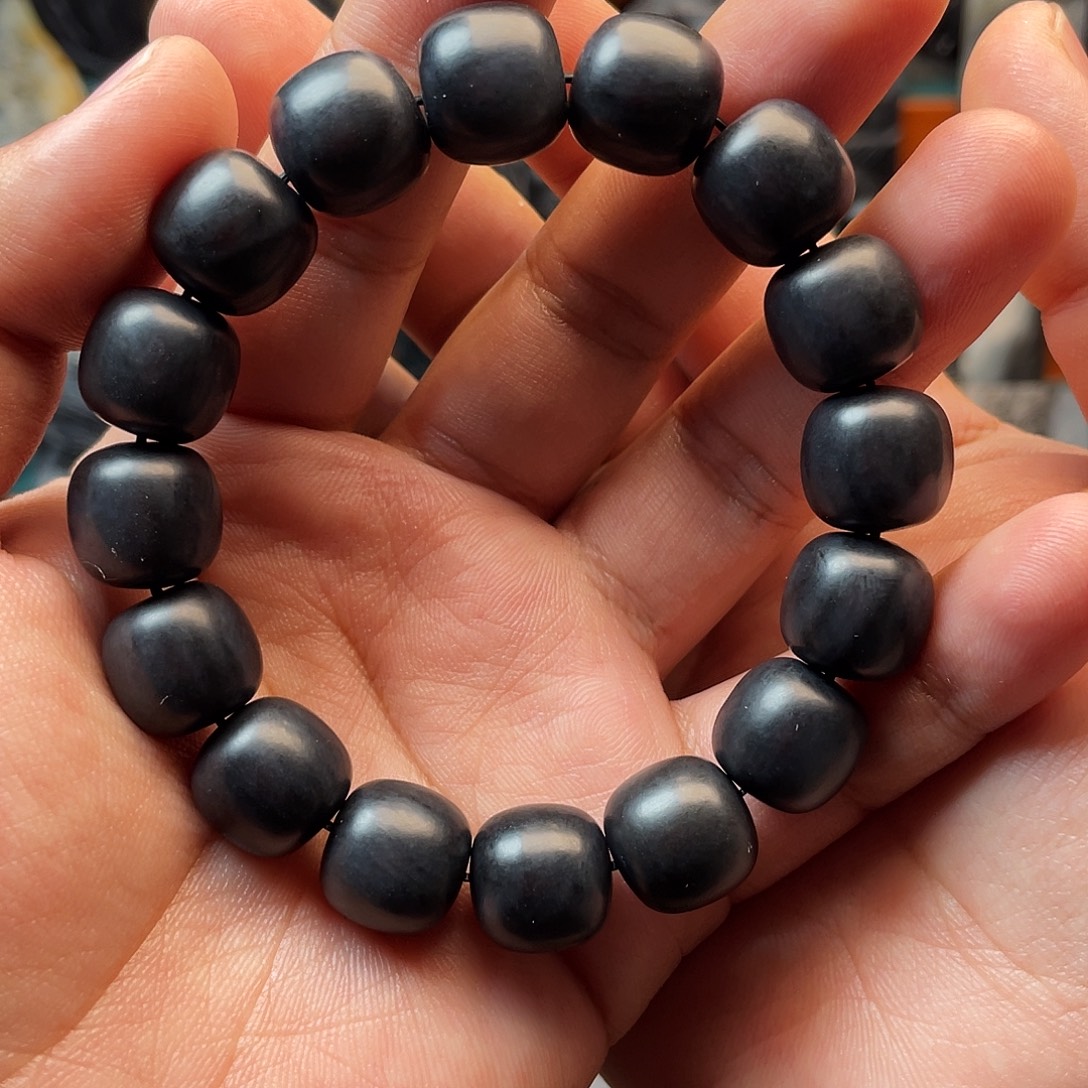 风***大和田玉未镶嵌手链