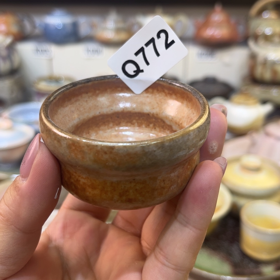 白泥茶杯陶瓷艺术