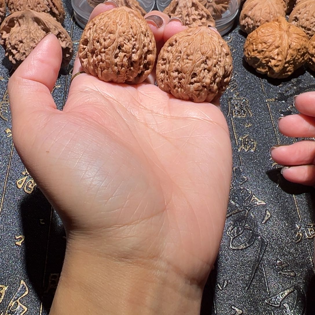 吊坠文玩核桃密纹34手把件98