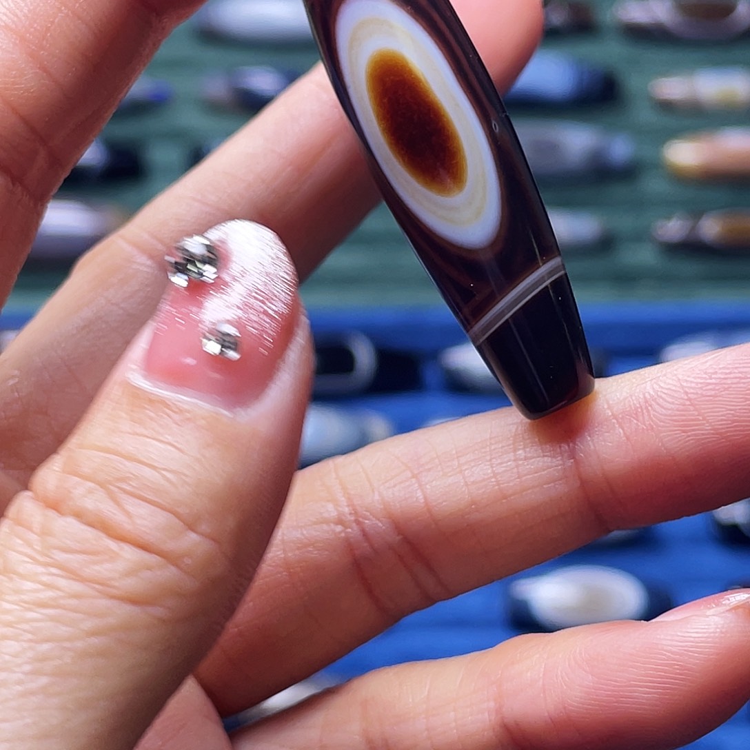 洪***仓玛瑙/玉髓未镶嵌颈饰