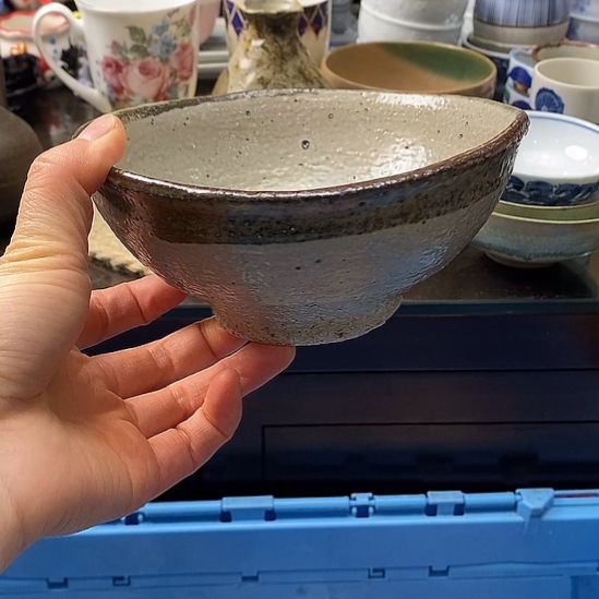    中古物品默认微瑕，谨慎参拍，满18包邮！