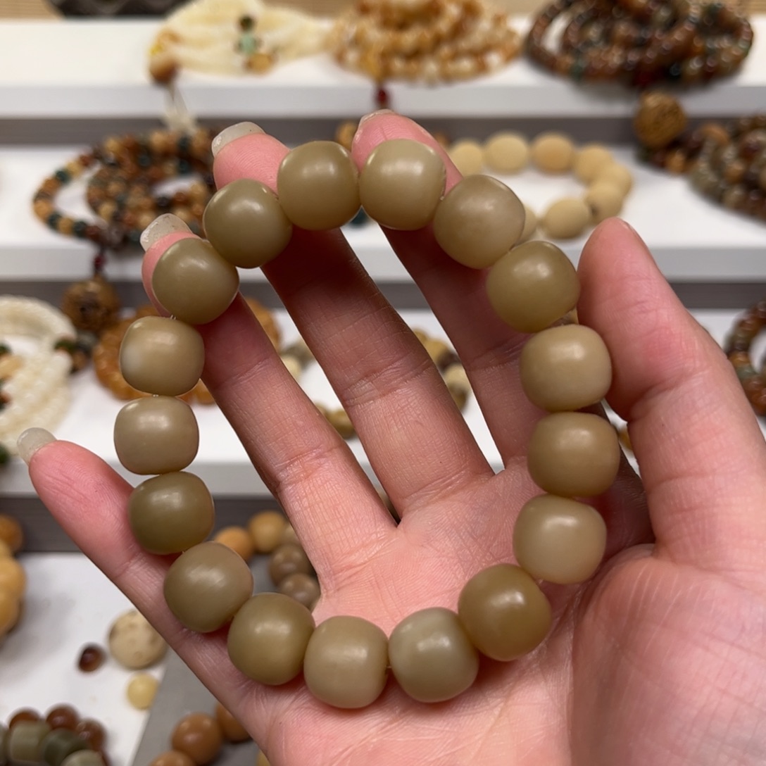 喜***b白玉菩提吊坠补差价6