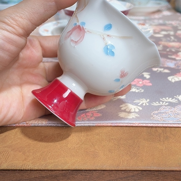 【闪购商品】玉兰风清高足折口杯