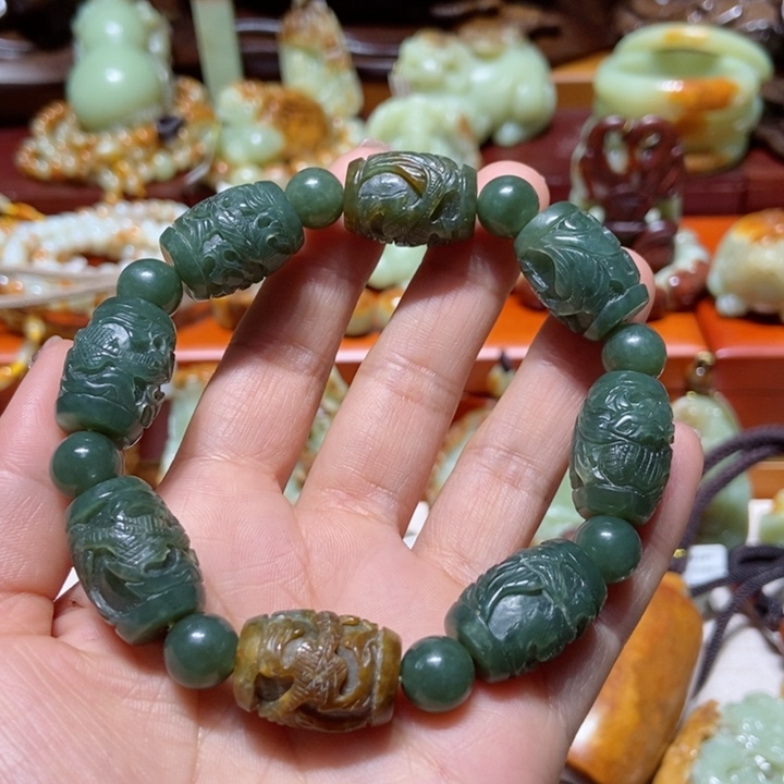 岫岩河磨玉（透闪石质玉）手链未镶嵌