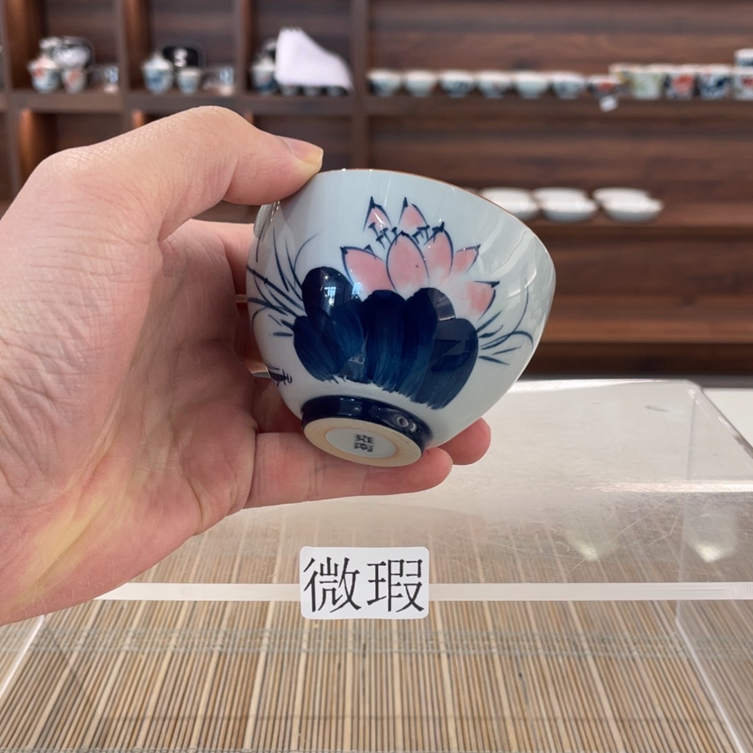 釉下手绘茶具微瑕