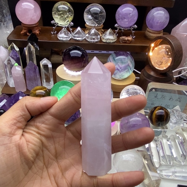 水晶摆件未镶嵌天然粉水晶柱