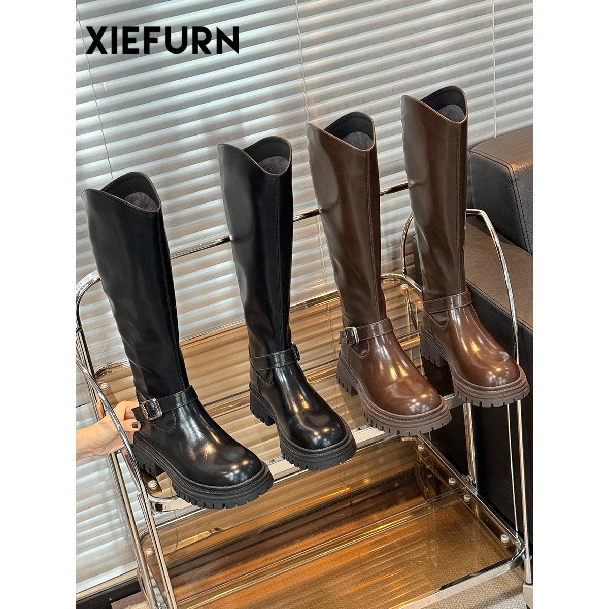 红青蜓XIEFURN/鞋夫人V口皮带扣长筒靴女2024新款秋冬不过膝骑士