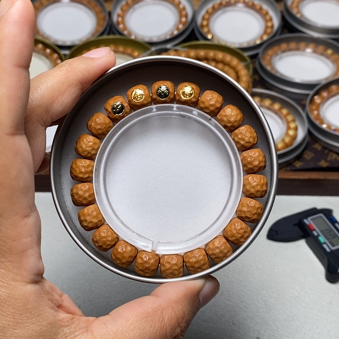 猴头核桃手串40号四标龙鳞纹手串10左右