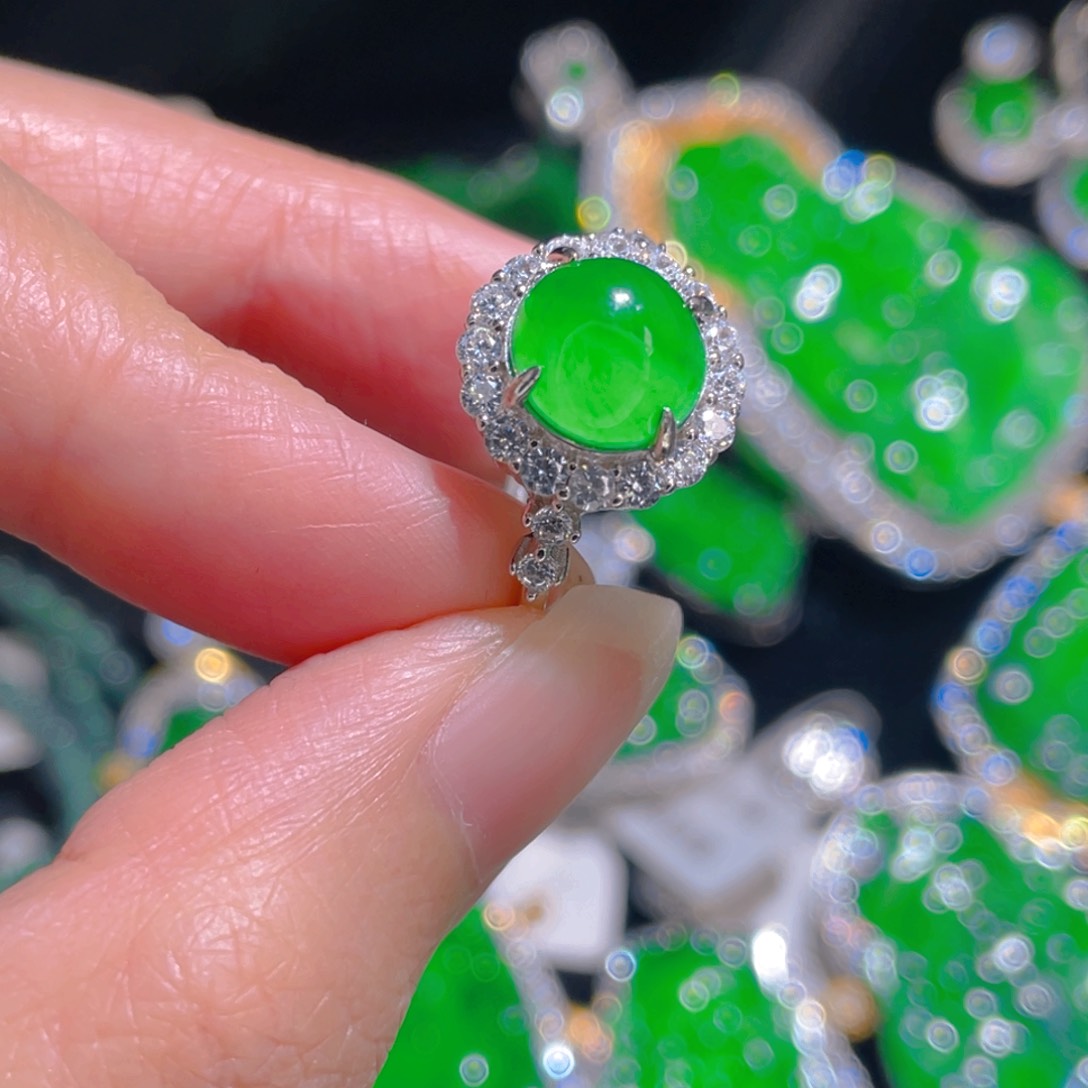 翡翠戒指未镶嵌1111111111111111