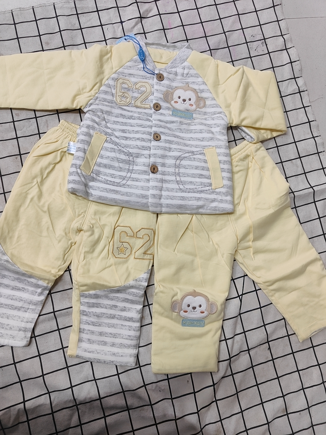 特价婴童薄棉三件套默认微瑕介意不拍