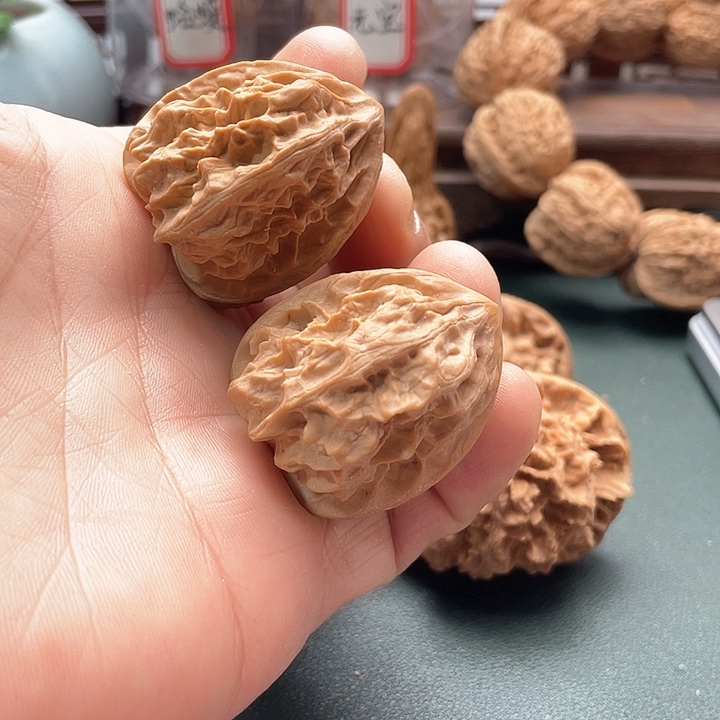 文玩核桃吊坠33龙骨