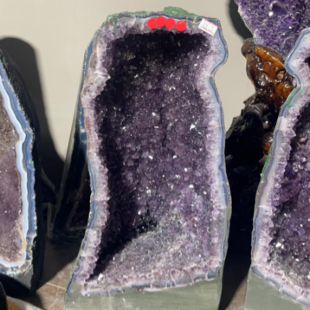 紫晶洞软糖紫晶洞软糖