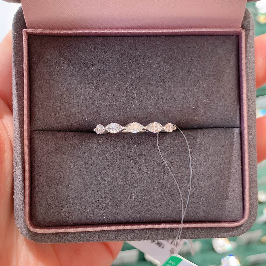 实验室培育钻石18K金镶嵌16圈k白