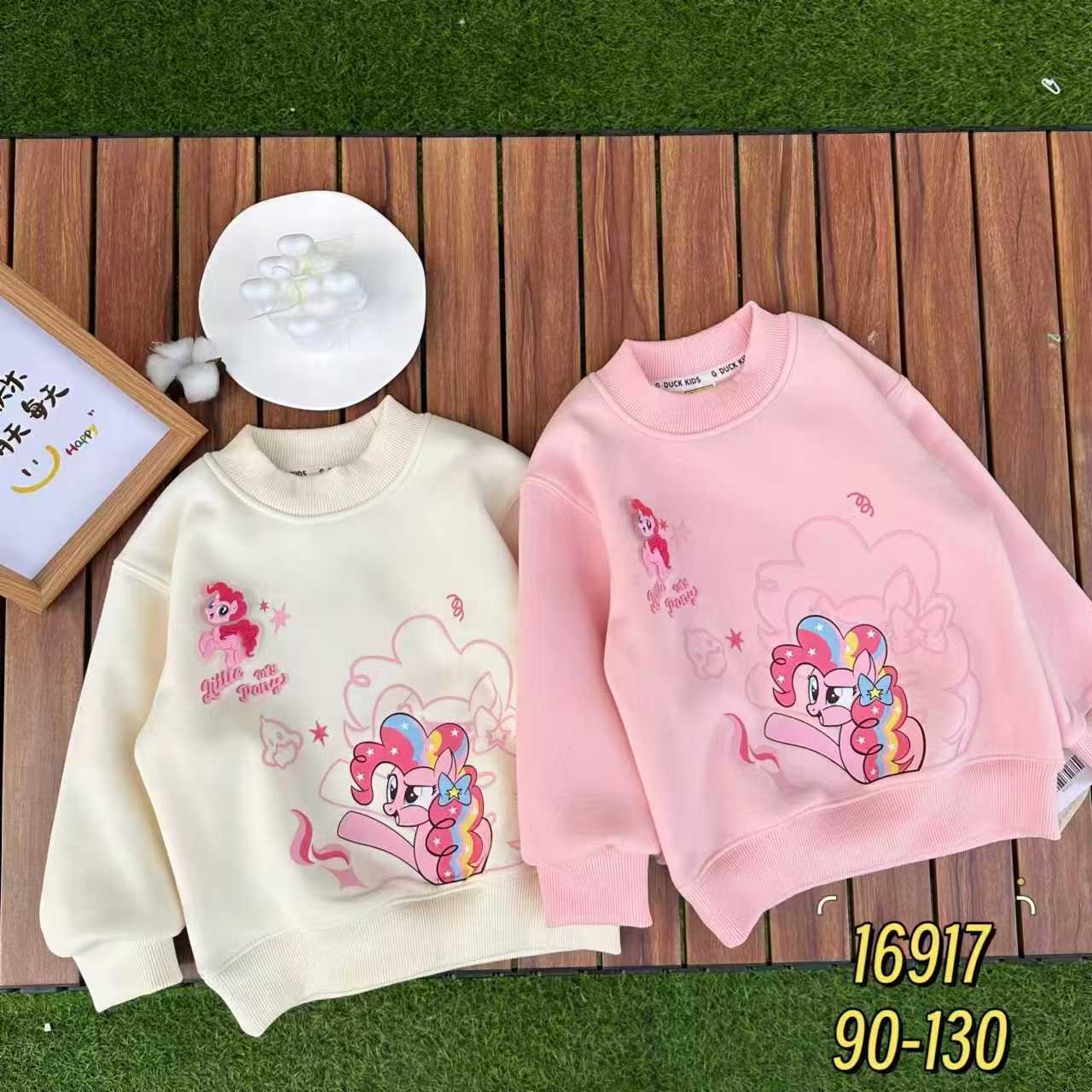 小黄鸭加绒卫衣女宝宝