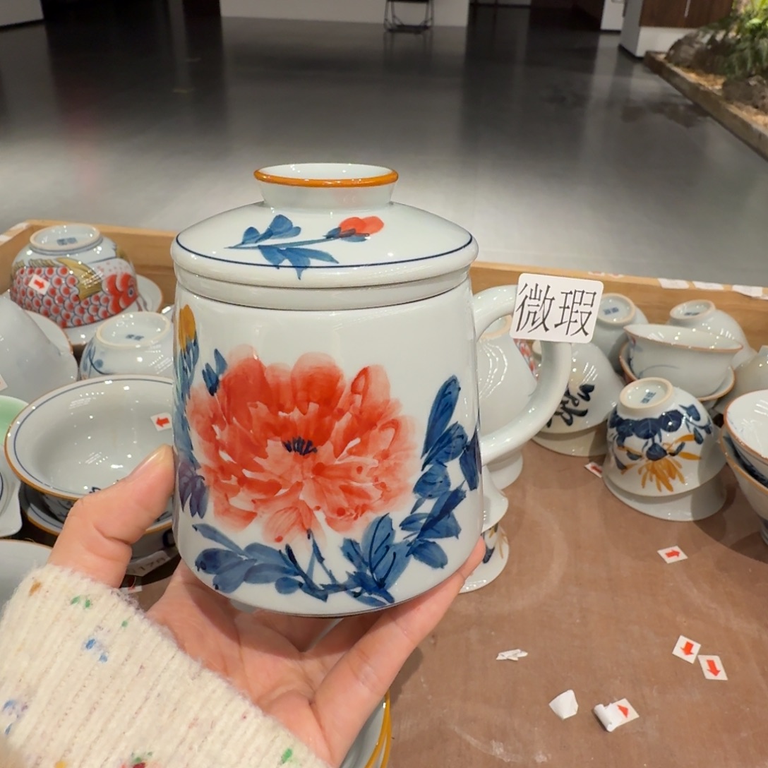 釉下手绘茶具微瑕