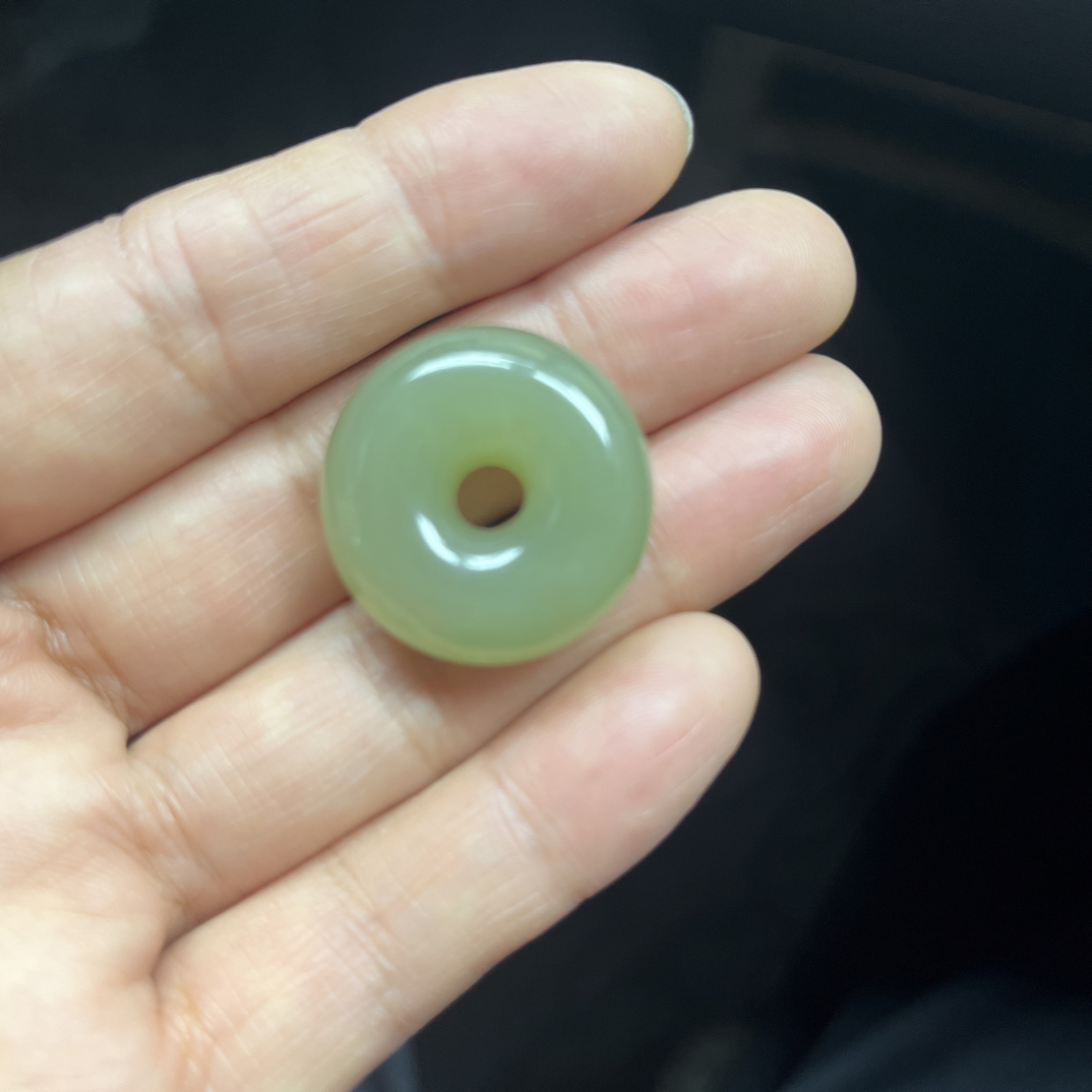 和田玉晴水平安扣男女款油润非常好饱满细腻