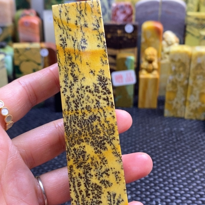 青田石爱****梁青田石印章石