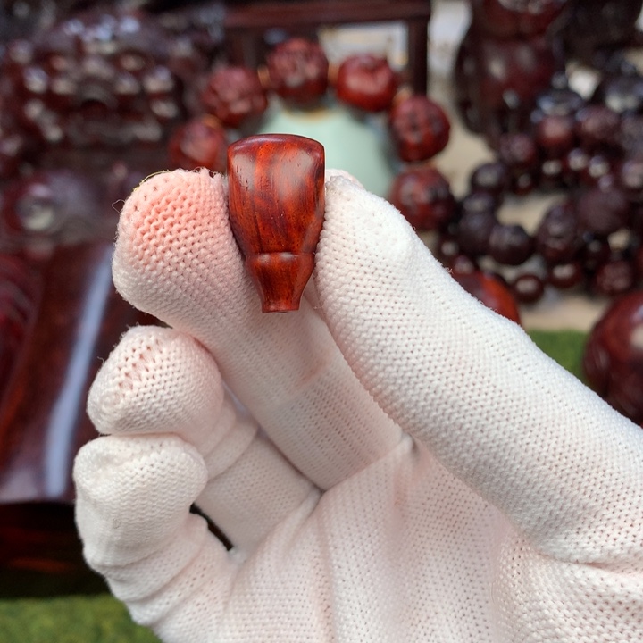 砥***进檀香紫檀（小叶紫檀）