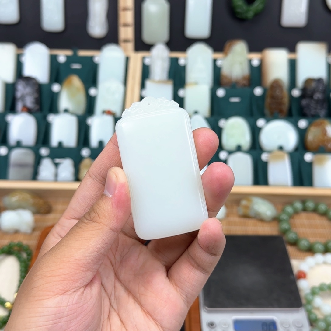 和田玉挂件未镶嵌