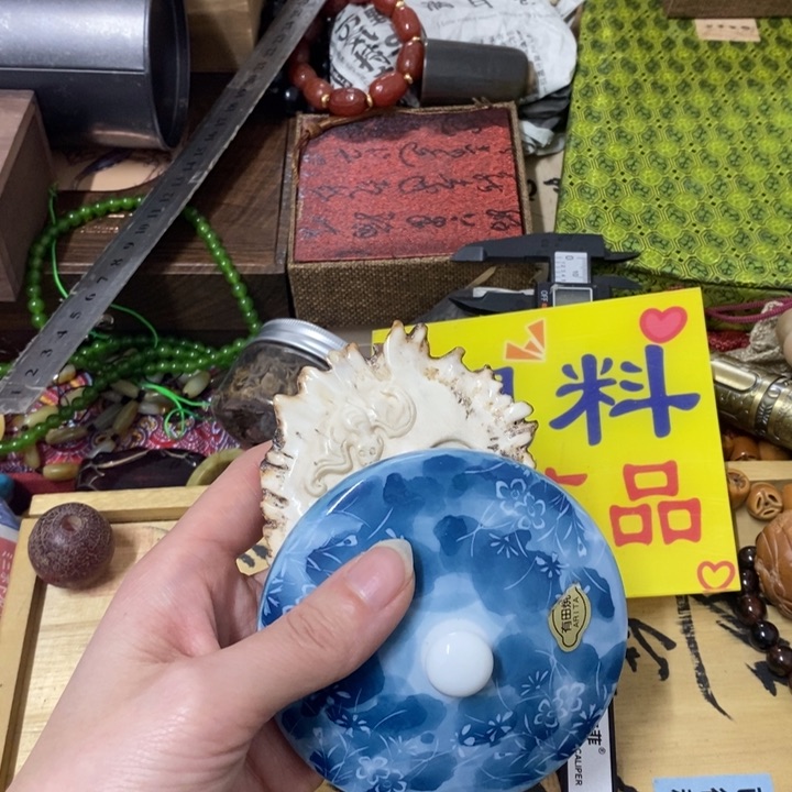 摆件中古工艺品一件