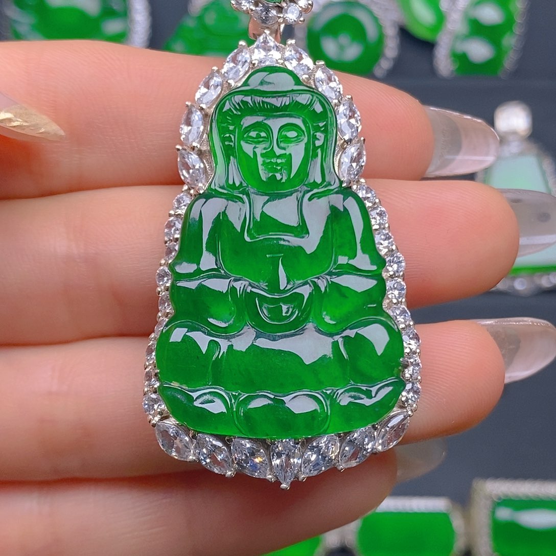 颈饰银S925镶嵌翡翠