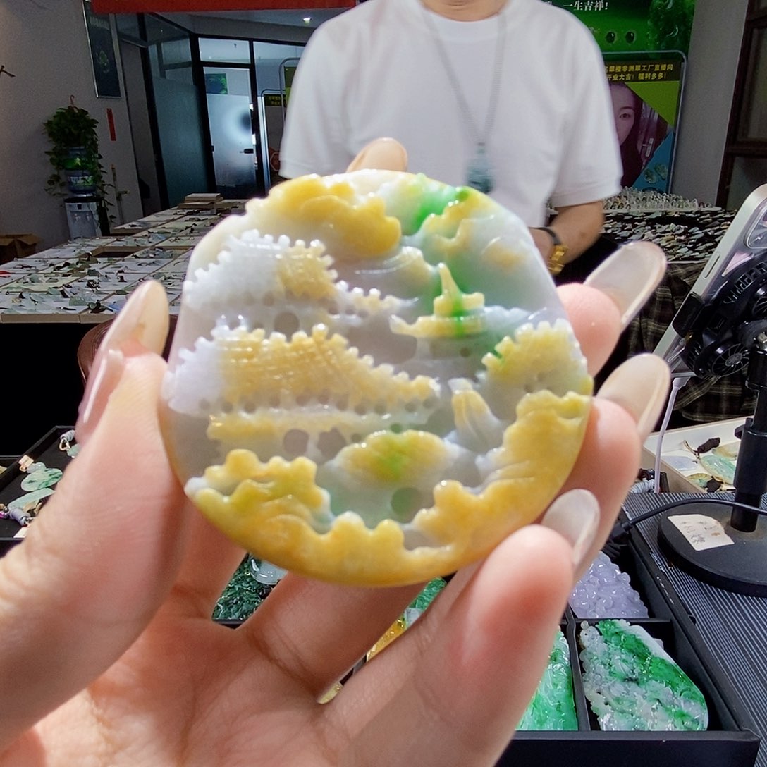 颈饰未镶嵌翡翠翡翠