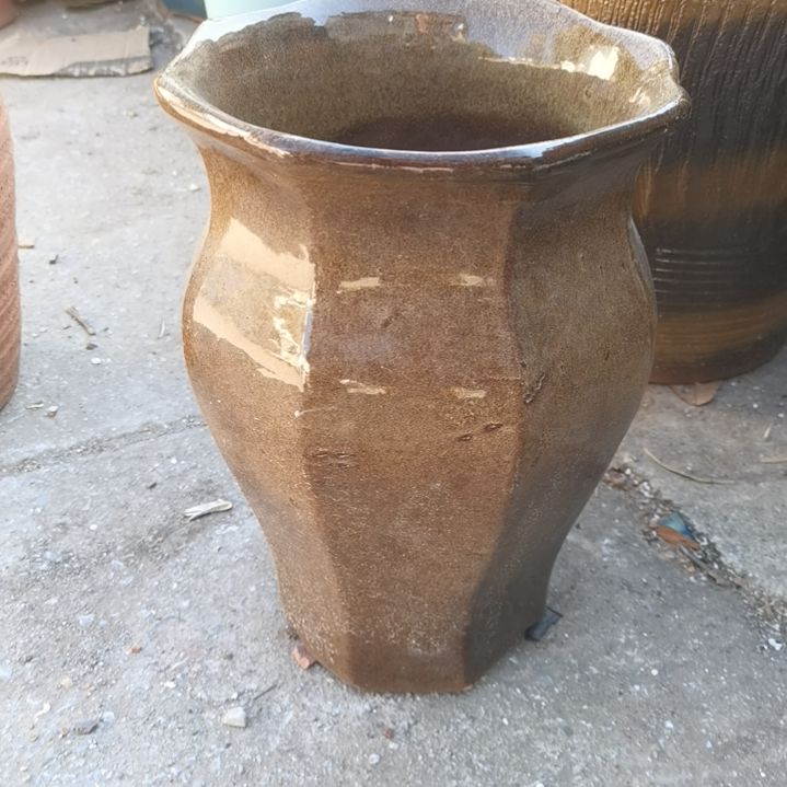 红陶口19高27瑕疵