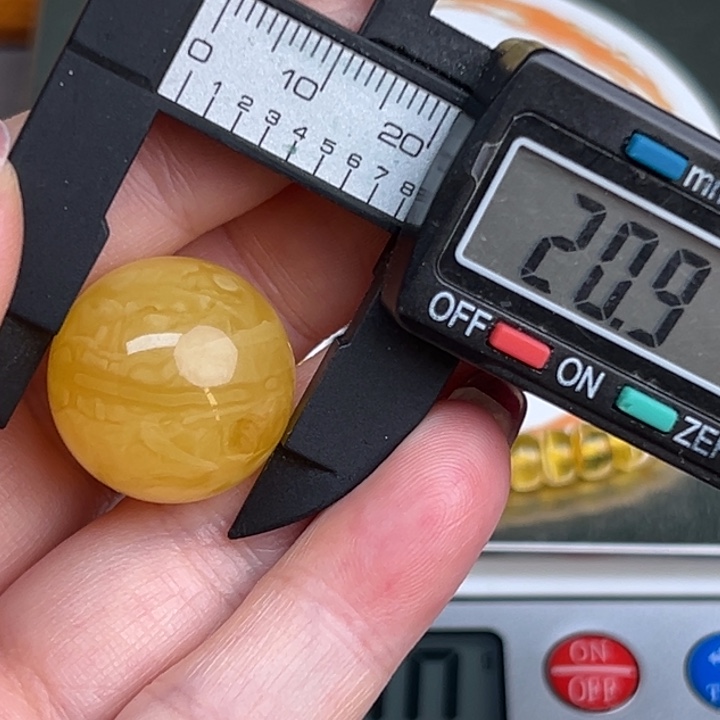 琥珀裸石未镶嵌微瑕31