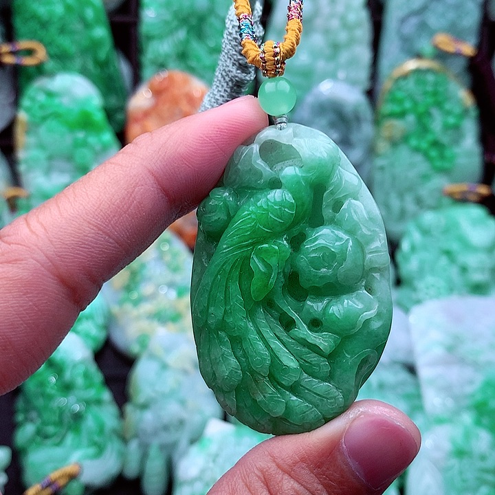 翡翠吊坠(不含链)未镶嵌