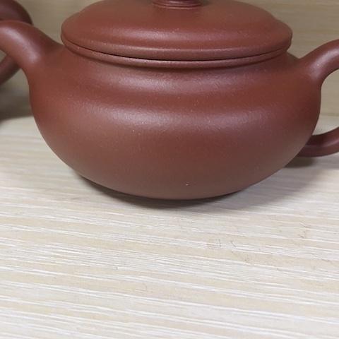 紫砂茶壶老紫泥扁腹250c c